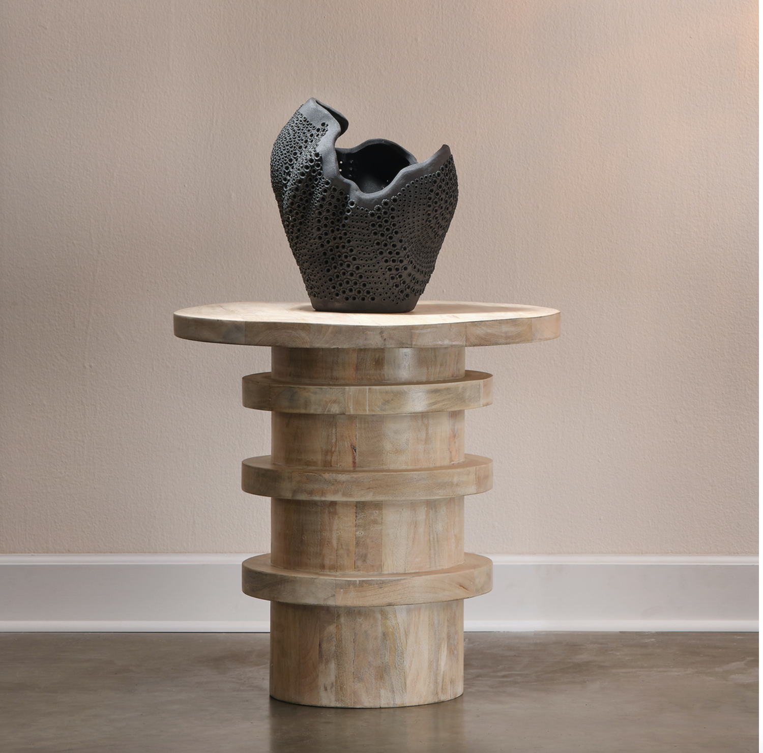 Eclipse Vase - Thumbnail 3